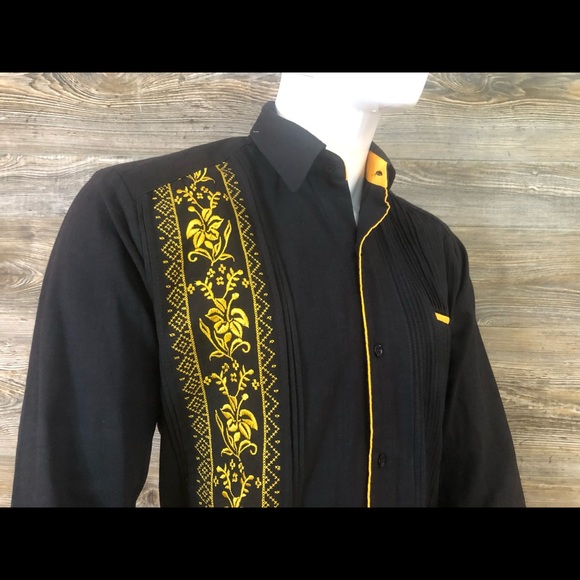 Mens Guayabera Shirt Black Linen Long Sleeve Golden Embroidery Handcrafted Linen - Picture 2 of 9